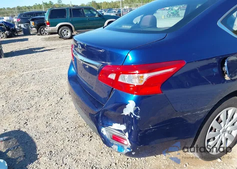 2018 Nissan Sentra S z USA, uszkodzony, nr VIN 3N1AB7AP2JY266858
